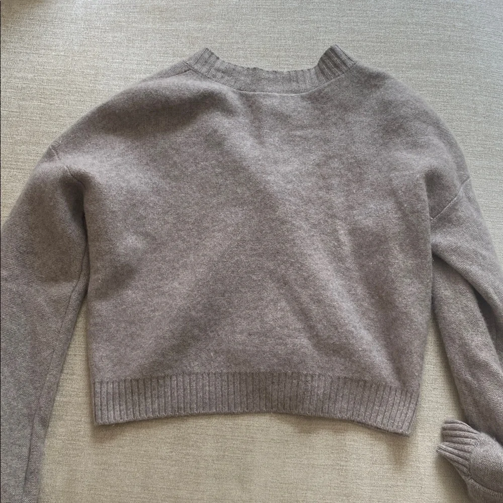 Club Monaco Boiled Cashmere Cardigan Sweater Button Down V-Neck Gray Size XS - Picture 8 of 11